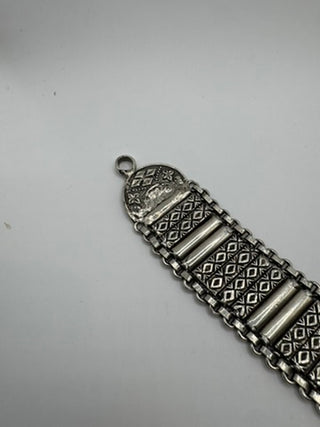 Silver Tone Articulated Bracelet