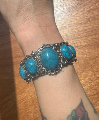 Vintage 1960s Faux Turquoise Silver Plated Cuff