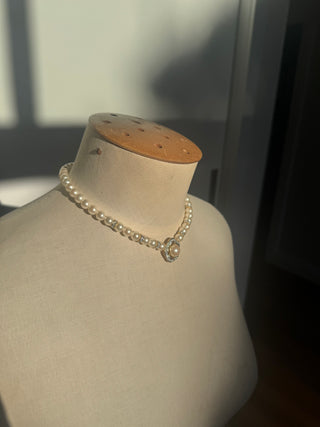 Echt Prym string of vintage costume pearls