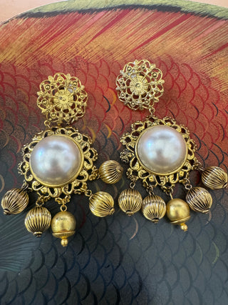 Vintage Clip on Pearl Drop Earrings with Gold Beads