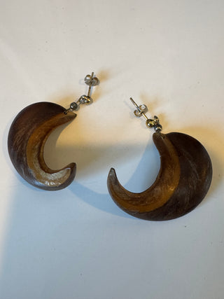 Vintage Wooden Twist post earrings