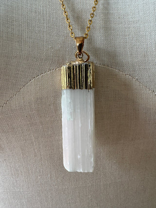 Selenite Pendant - Gold Tone