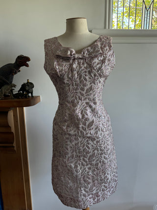 Metallic Brocade 1960s Mod Dress Pink/Silver