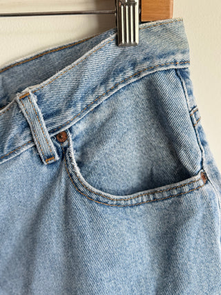 Levi 505 Denim Shorts - Great fit - W32