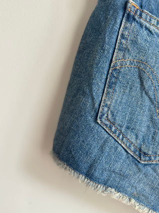 Low waisted Levi Denim Shorts