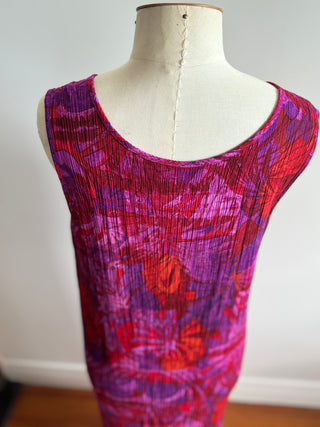 Bright Red and Purple Summer Rayon 90s vintage Dress - Size 10-14