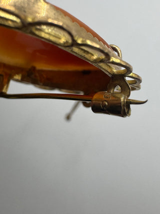 Vintage 9ct Gold Carved Shell Camera Brooch with Safety Chain