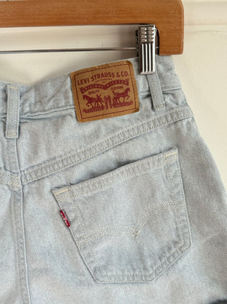 Levi A-Line Mom Shorts - Size 28