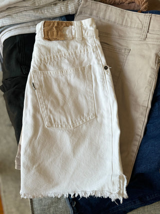 Levis Short Denim Skirt - Small