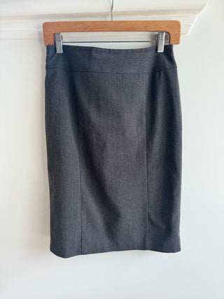 Grey CUE Office Skirt - with cute detailing at the back - Size 8