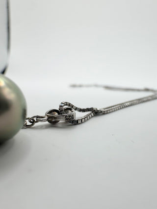 Sterling Silver Chain with Faux Tahitian Pearl Pendant