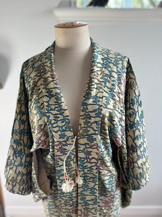 Vintage Japanese Silk Kimono - OSFA - Cream With Multicolor Dye