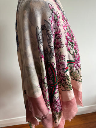 Gorgeous Pink 'Gucci' Scarf. Pink with floral design and horsebit detailing throughout