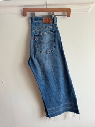 Vintage Levis - Wide Leg Cropped with Frayed Edge - Size 30
