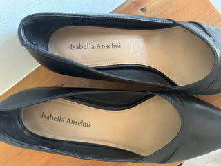 Isabella Anselmi Classic Black Leather Pumps - Size 39