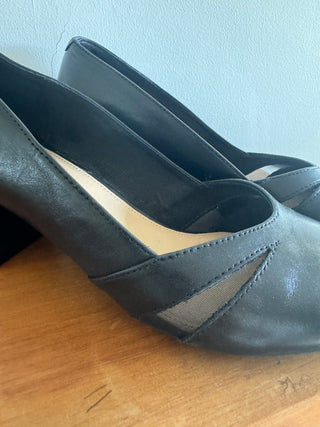 Isabella Anselmi Classic Black Leather Pumps - Size 39