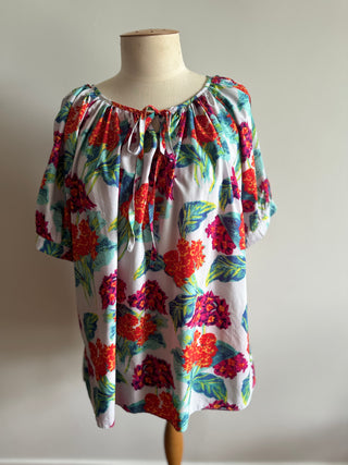 Charlo Bright Floral Hydrangea Print Top - Size L