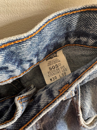 Authentic Vintage Levi's 505 - 80's or 90s - W29 - L32 (d)